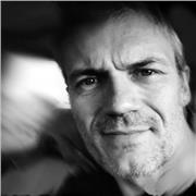 insegnante di design grafico, illustrazione e creatività applicata